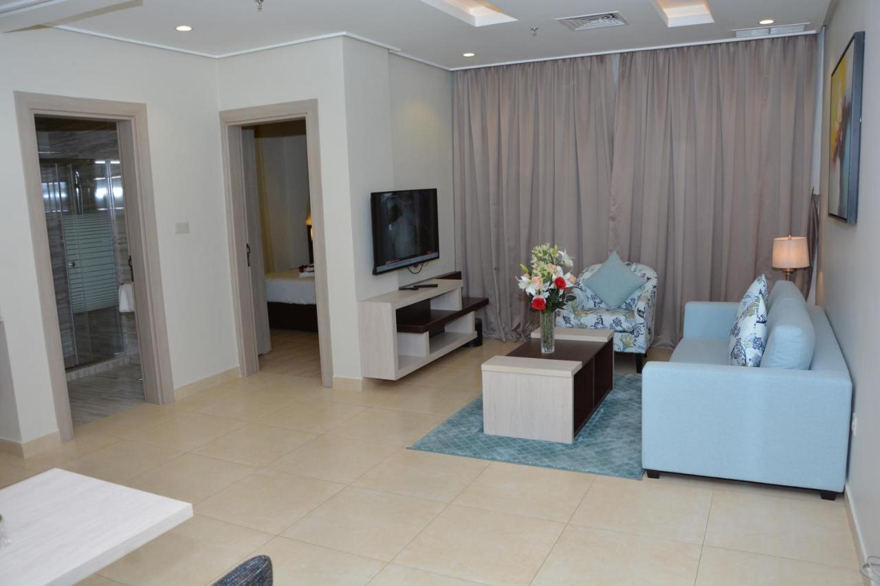 The Lofts Kuwait Fintas Kuwait City Exterior foto