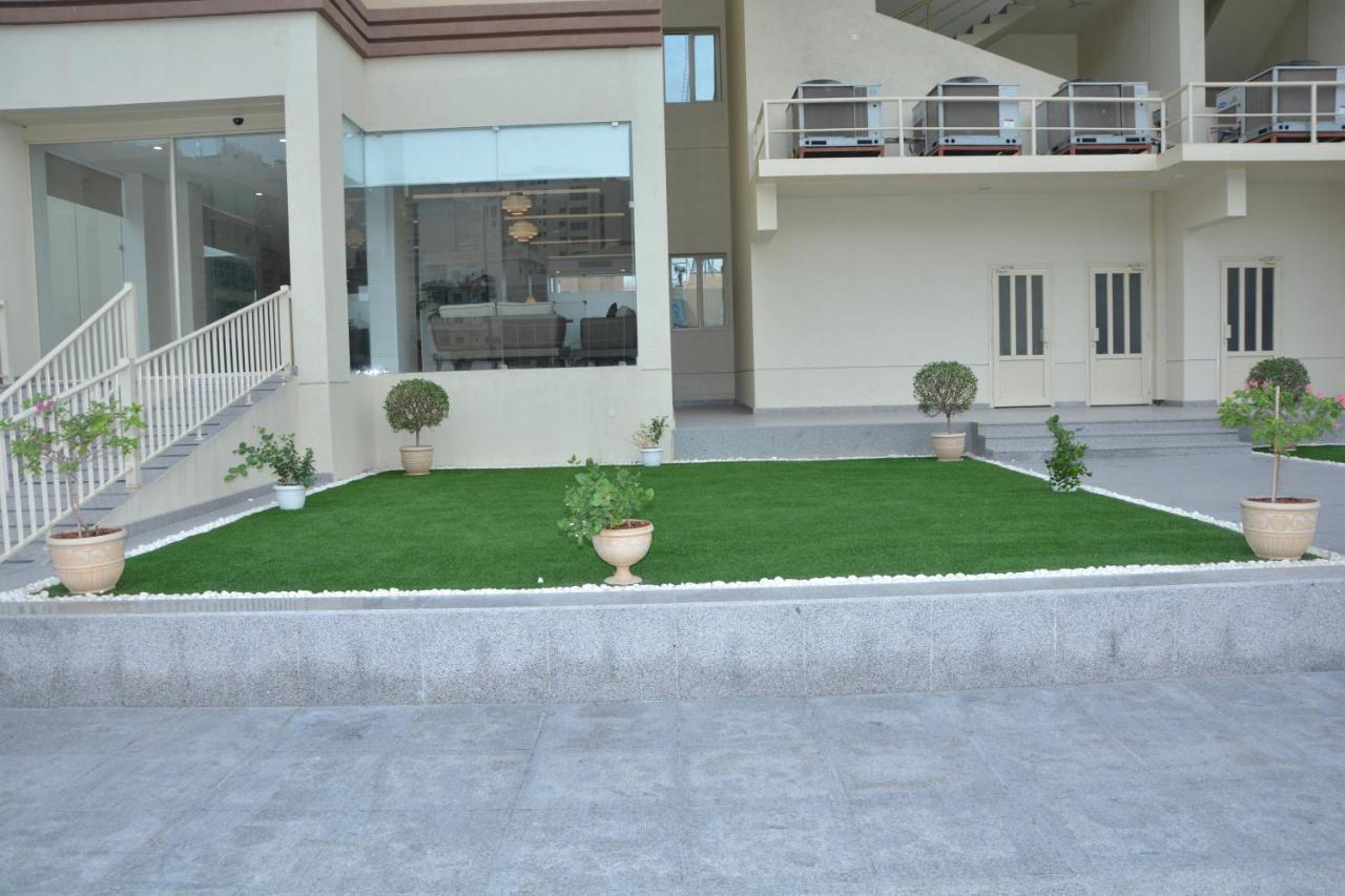 The Lofts Kuwait Fintas Kuwait City Exterior foto