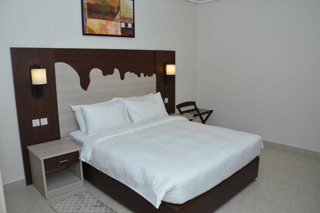 The Lofts Kuwait Fintas Kuwait City Exterior foto